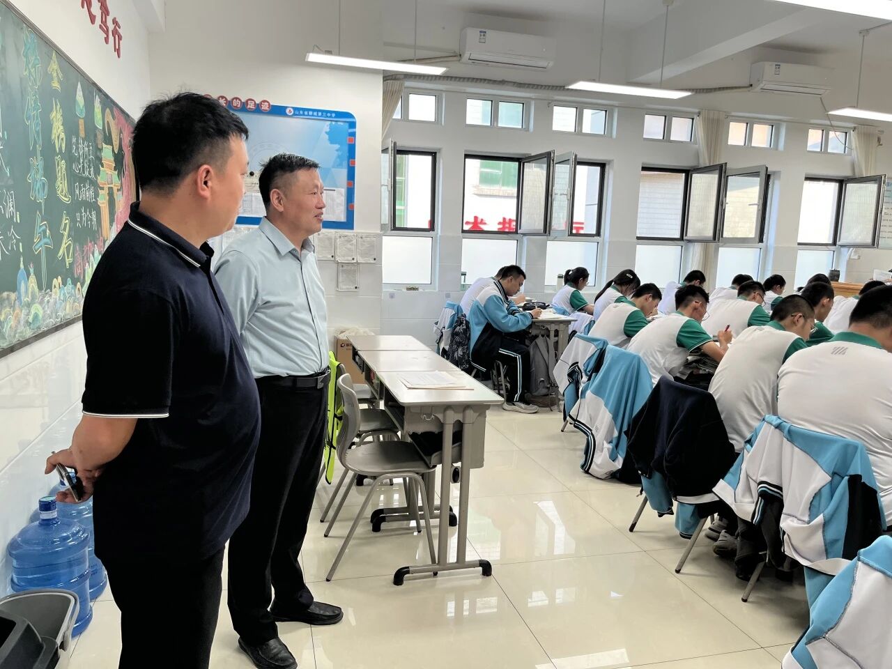 微信图片_2025-09-28_080831_604.jpg 微信图片_2025-09-28_080831_604.jpg