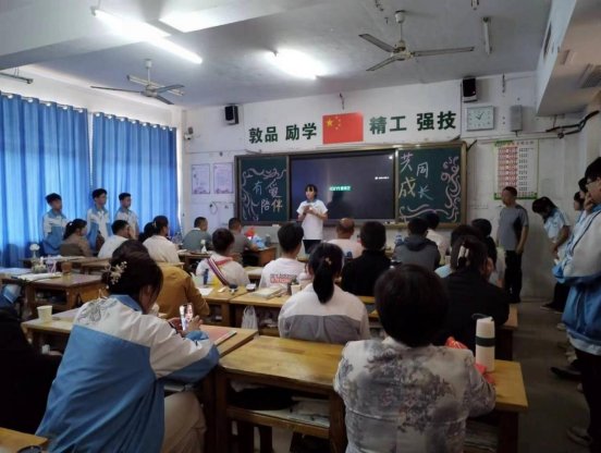 C:UsersADMINI~1AppDataLocalTempWeChat Filese5e20bb9cd4faa1b337e9f02e0b68a5.jpg