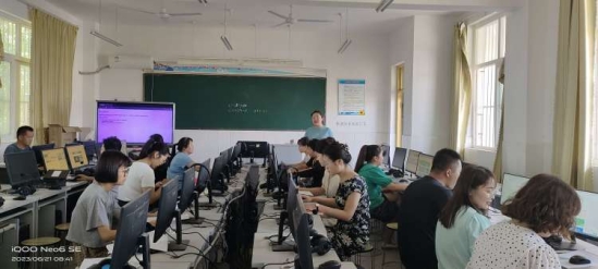 简篇-【全环境立德树人】智慧赋能发展，平台助推创新——唐园镇中心小学开展临清市智慧教育平台应用培训