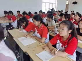 简篇-问渠那得清如许？为有源头活水来——2023优秀毕业生成长经历报告会