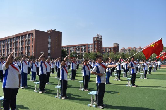 12、学生呼号