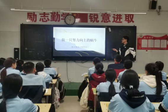 19009ecf10d22d76fc81e3c4c4b28c0