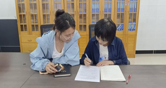 b5d6c35d9b20403b8599ad25e6b8e4e1