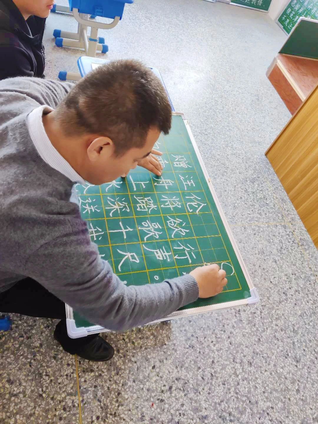 3.jpg