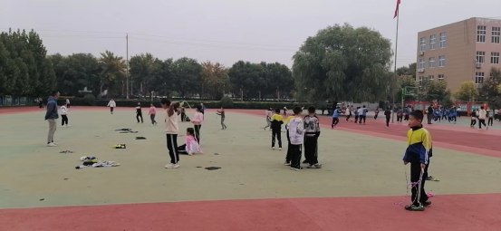 喜迎二十大  童心向未来  【二实小】社团活动231.png