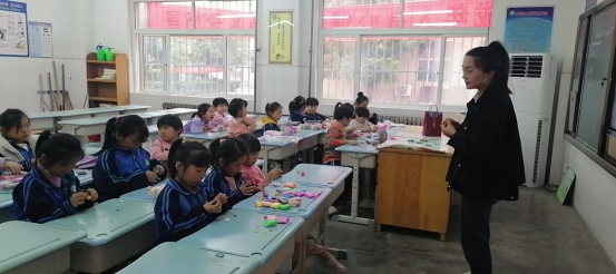 喜迎二十大  童心向未来  【二实小】社团活动241.png
