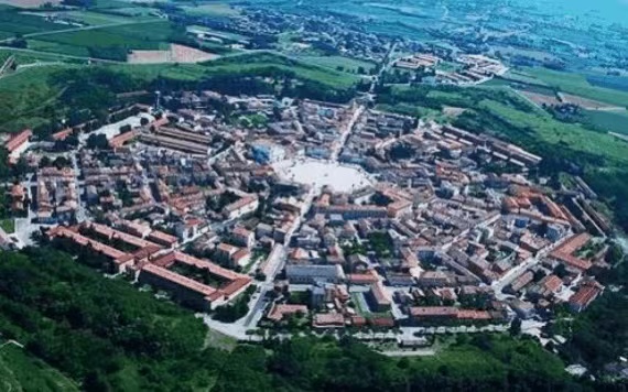 1677225475651374.jpg 1677225475651374.jpg